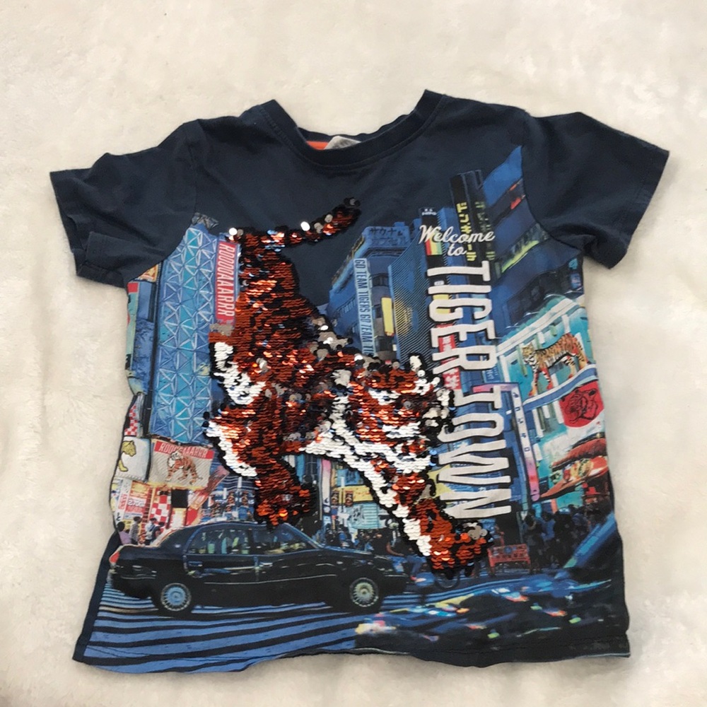 H&M sequined tiger beautiful shirt size 6x/7 years old